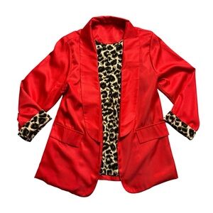 Stylish Blazor with Leopard Print Lining